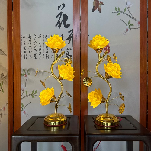 Đèn Thờ Lưu Ly 3 Bông Thân Cong DT1074